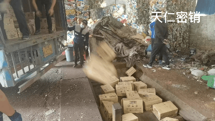 416(4).gif